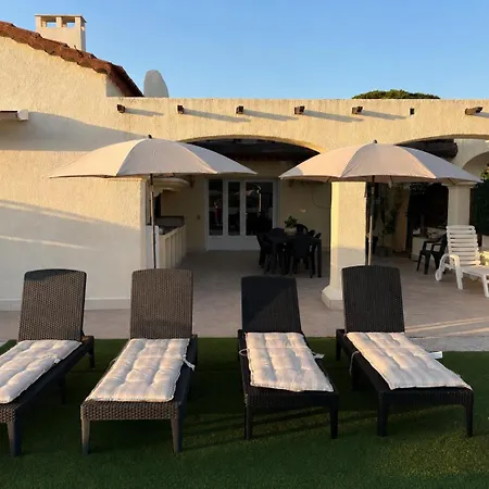 Holiday home Maison Familiale Trois Piscine Privee La Bois D Olivier